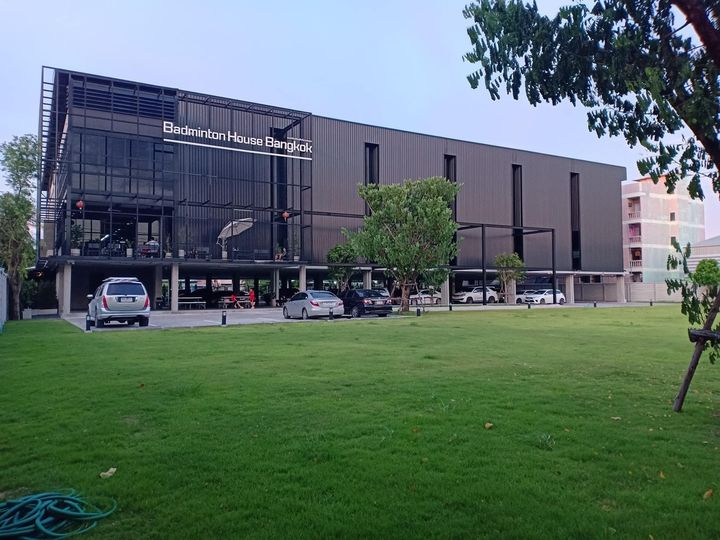 Badminton House Bangkok - สนามแบดมินตันเฮาส์บางกอก 